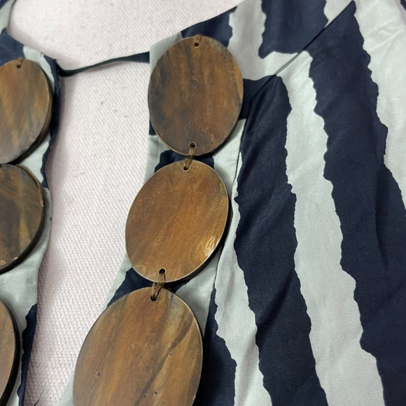 Tibi Silk Wooden Decor Blouse 6 navy white geometric cotton striped balloon - Picture 7 of 13